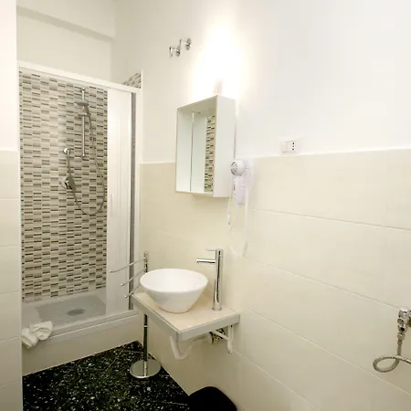 Nocleg ze śniadaniem Salernoway 3*